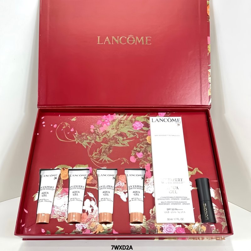 Lancôme UV Expert Aqua Gel Sunscreen & Lipstick Gift Set view