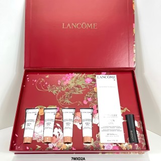 Lancôme UV Expert Aqua Gel Sunscreen & Lipstick Gift Set view 4