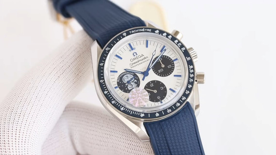 Omega Speedmaster Snoopy Anniversary 50th Chronograph Watch