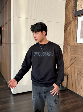 Gucci Logo Sweatshirt Black view 5