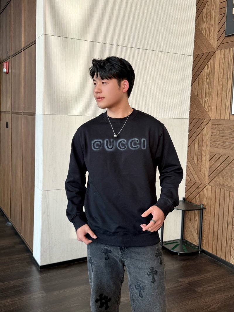 Gucci Logo Sweatshirt Black view