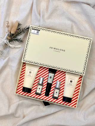 Jo Malone London Fragrance Gift Set - 4 Piece Collection view 2