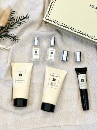 Jo Malone London Fragrance Gift Set - 4 Piece Collection view 8