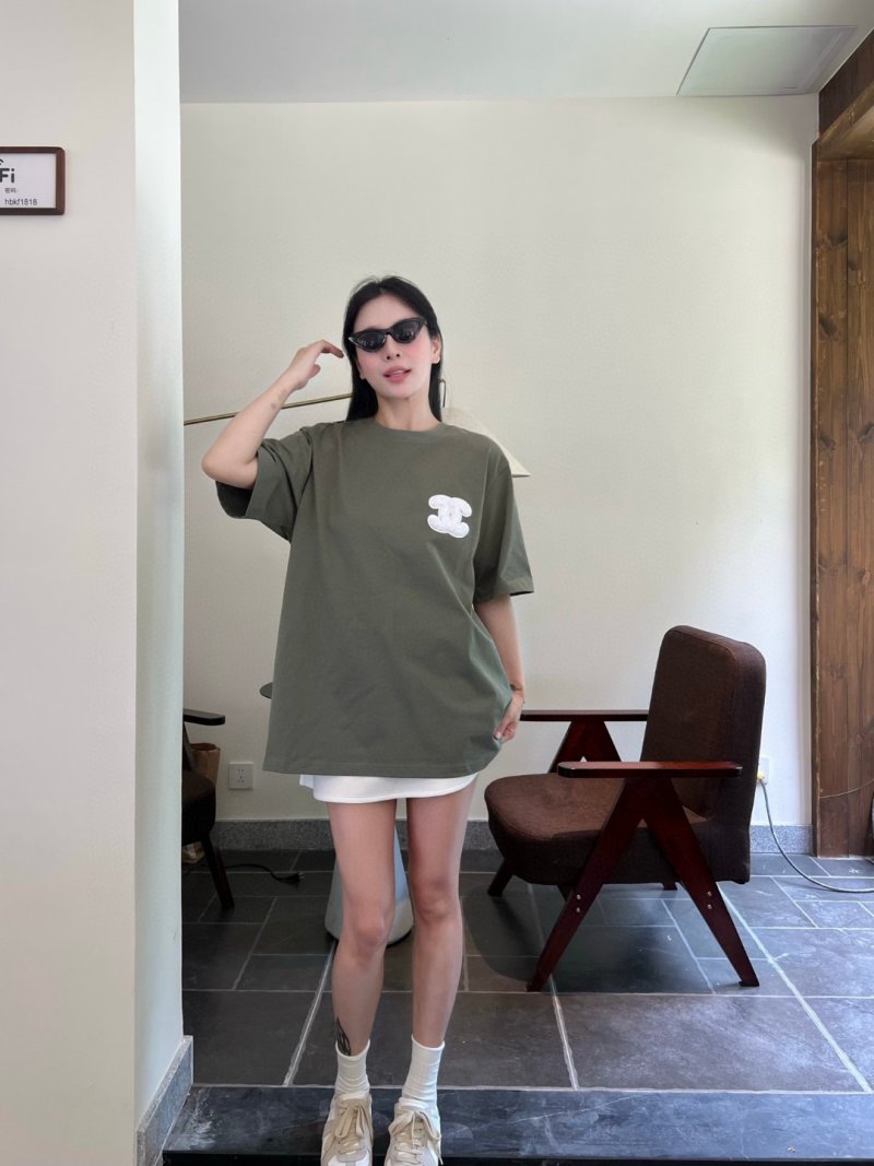 Loewe Anagram Short Sleeve T-Shirt Sage Green view