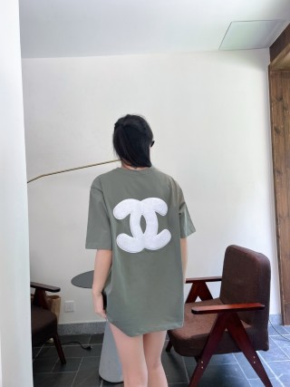 Loewe Anagram Short Sleeve T-Shirt Sage Green view 9