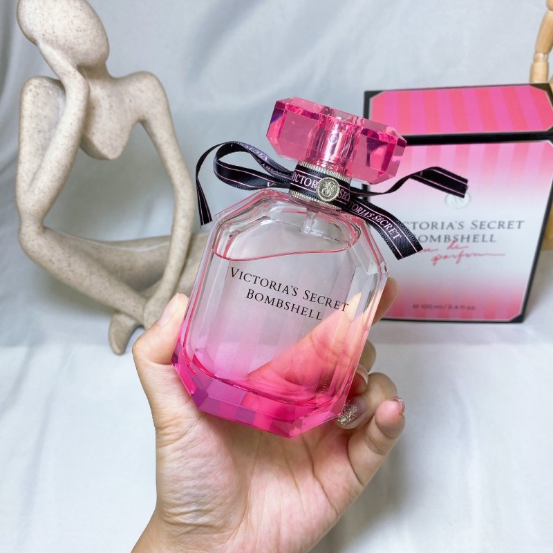 Victoria's Secret Bombshell Eau de Parfum 100ml view