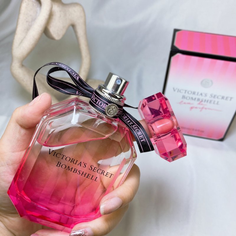 Victoria's Secret Bombshell Eau de Parfum 100ml view