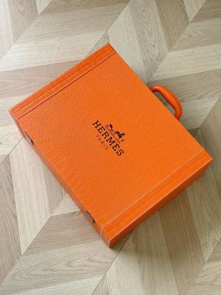 Hermès Orange Crocodile Embossed Tote Bag with Handle