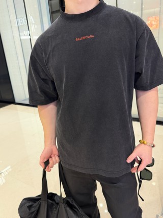Balenciaga Black Red Logo T-Shirt view 4