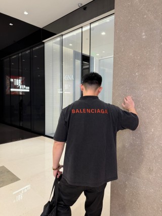 Balenciaga Black Red Logo T-Shirt view 7