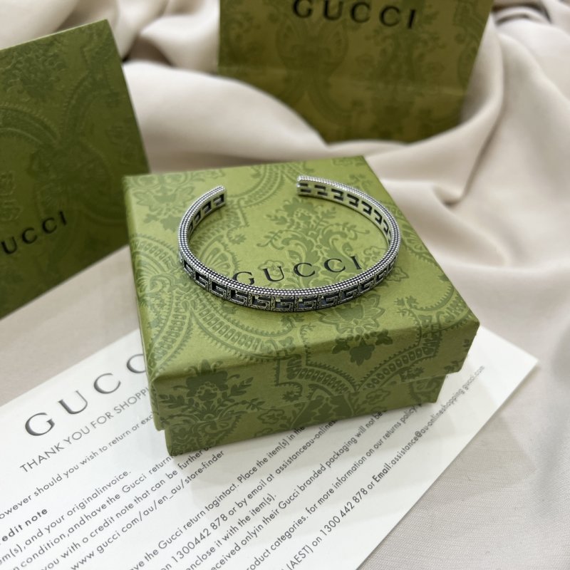 Gucci 925 Silver G Openwork Narrow Bangle Bracelet view