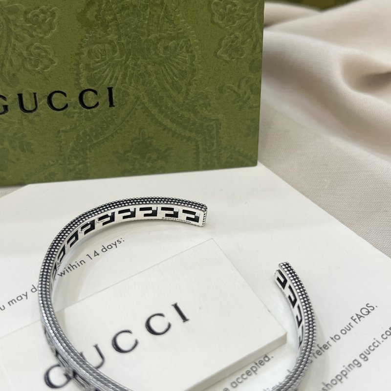 Gucci 925 Silver G Openwork Narrow Bangle Bracelet view