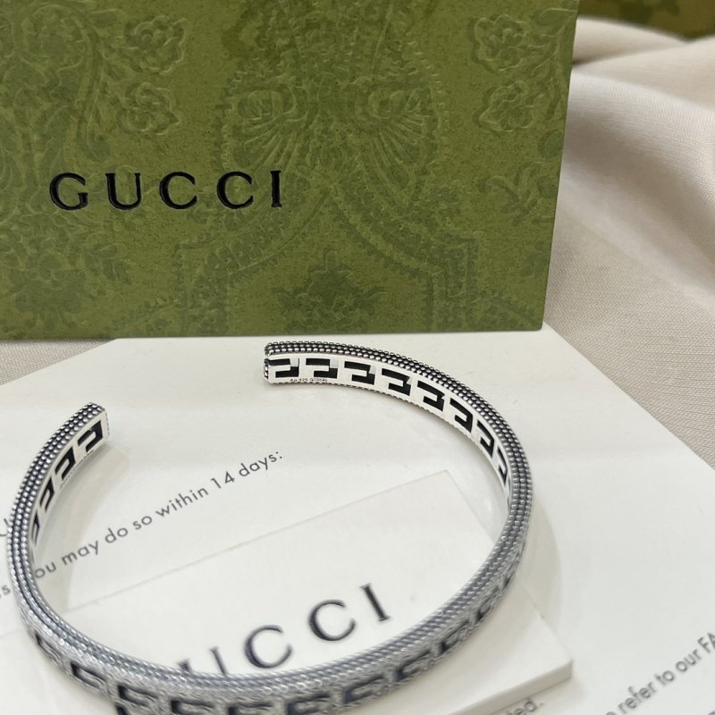 Gucci 925 Silver G Openwork Narrow Bangle Bracelet view
