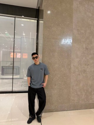 Grey Graphic Print Short Sleeve T-Shirt view 2