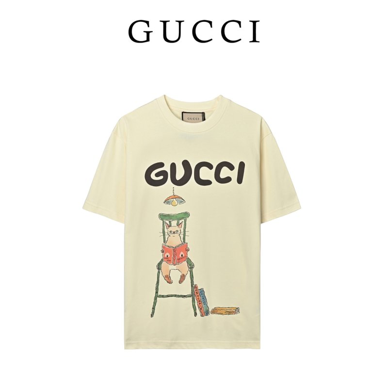 Gucci Cream Graphic Bear T-Shirt view