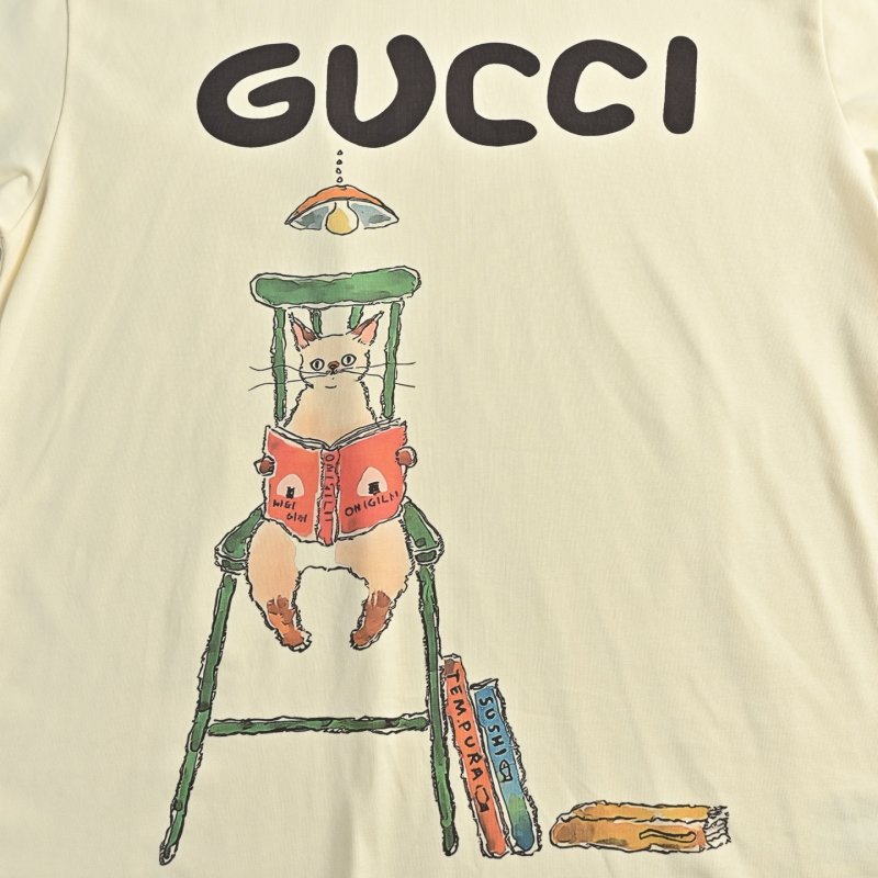 Gucci Cream Graphic Bear T-Shirt view