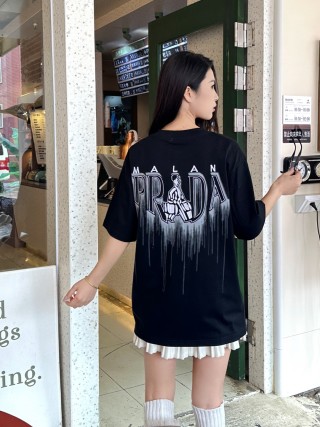 Moncler Black Logo Embroidered T-Shirt view 7