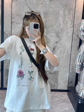 White Floral Embroidered Short Sleeve T-Shirt view 3