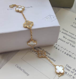 Van Cleef & Arpels Four-Leaf Clover Mother-of-Pearl Gold Bracelet view 2