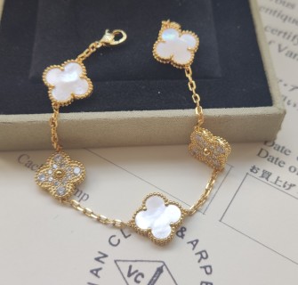 Van Cleef & Arpels Four-Leaf Clover Mother-of-Pearl Gold Bracelet view 4