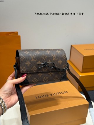 Louis Vuitton Monogram Steamer Trunk Camera Bag Brown view 2