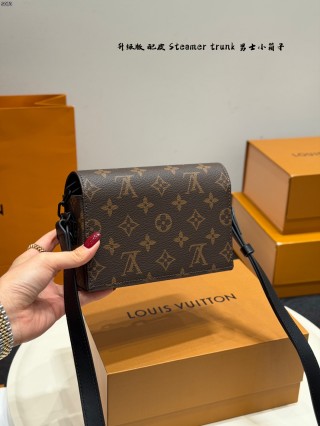 Louis Vuitton Monogram Steamer Trunk Camera Bag Brown view 4