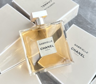 Gabrielle Chanel Eau de Parfum Floral Fragrance view 5