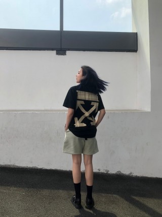 Black Minimalist Short Sleeve T-Shirt view 5