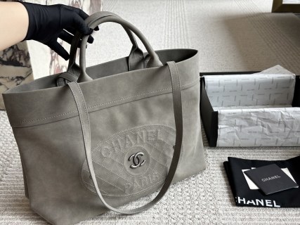 Chanel Vintage Tote Bag Grey Canvas view 4