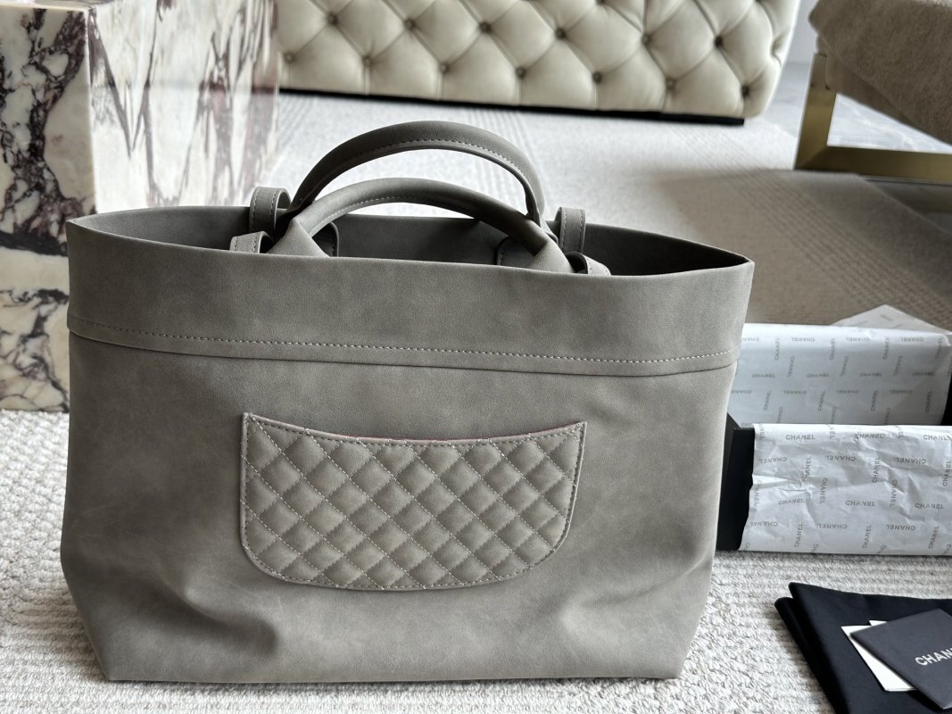 Chanel Vintage Tote Bag Grey Canvas view