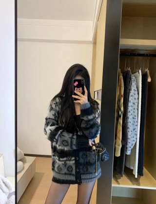 Black & Gray Leopard Print Knit Cardigan view 2