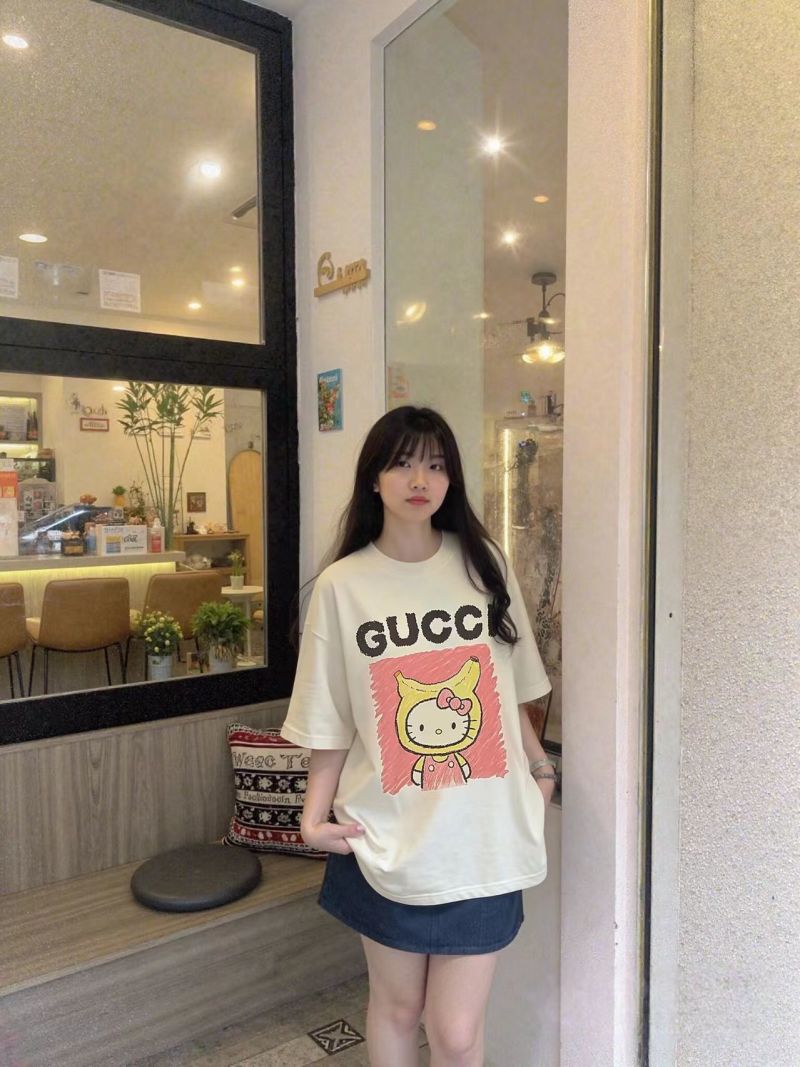Gucci Hello Kitty Graphic White T-Shirt