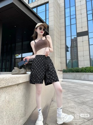 Louis Vuitton Monogram Black Shorts view 2
