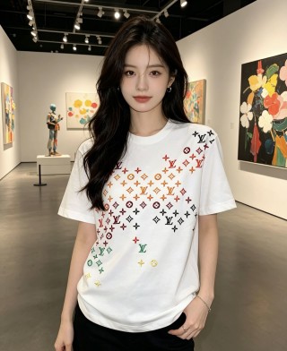 Louis Vuitton Monogram Gradient White T-Shirt view 6