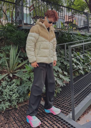 Nike Colorblock Puffer Jacket Cream & Tan view 4