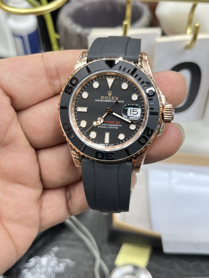 Rolex Yacht-Master 40mm Rose Gold Black Dial Replica Watch view