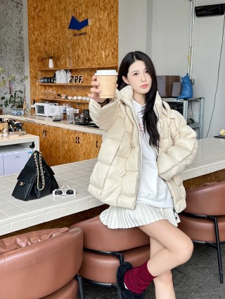 Moncler Cream Puffer Down Jacket view 6