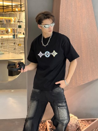 Louis Vuitton Monogram Diamond Black T-Shirt view 7