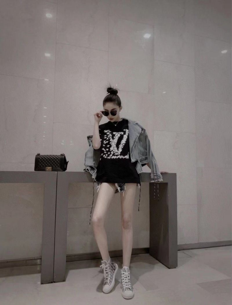 Black Graphic Print Short Sleeve T-Shirt with Bird & Text Design view