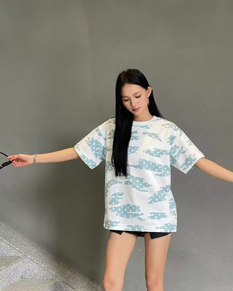 Louis Vuitton Monogram Cloud Print Short Sleeve T-Shirt White view