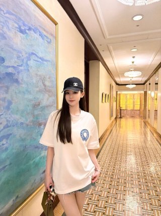 Chanel White Logo Short Sleeve T-Shirt view 2