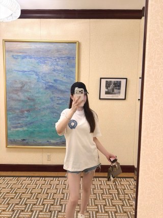Chanel White Logo Short Sleeve T-Shirt view 4
