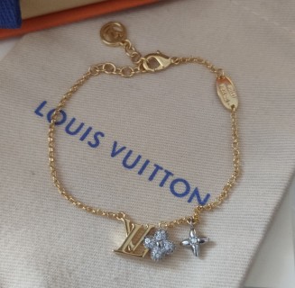 Louis Vuitton Gram Monogram Floral Zirconia Bracelet Gold view 4