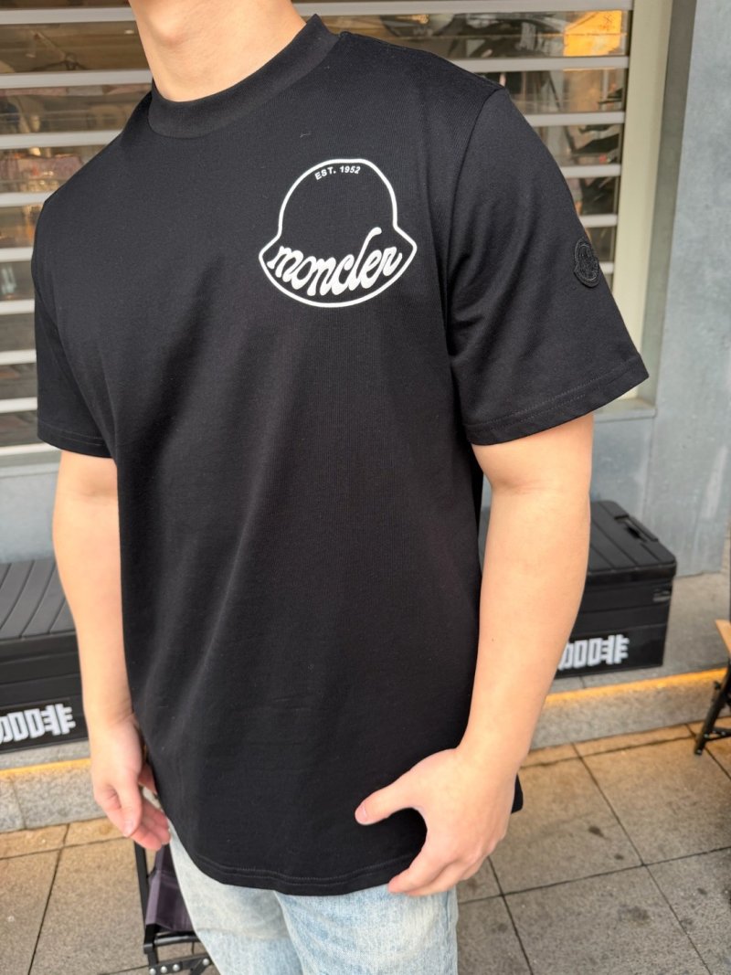 Moncler Logo Crest Black T-Shirt