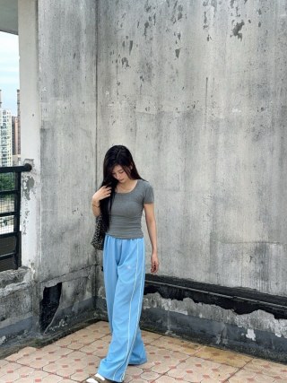 Alo Yoga High-Waist Track Pants Light Blue view 5