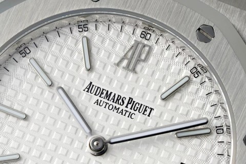 Audemars Piguet Royal Oak 15202 Steel Ultra-Thin Automatic view 4