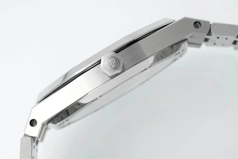 Audemars Piguet Royal Oak 15202 Steel Ultra-Thin Automatic view 8