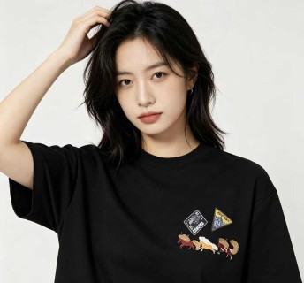 Black Graphic Print Short Sleeve T-Shirt view 4