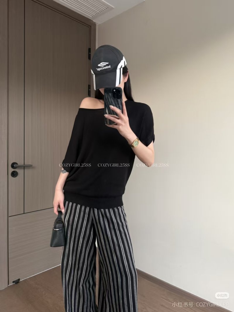 Balenciaga 3B Logo Embroidered Baseball Cap Black White view