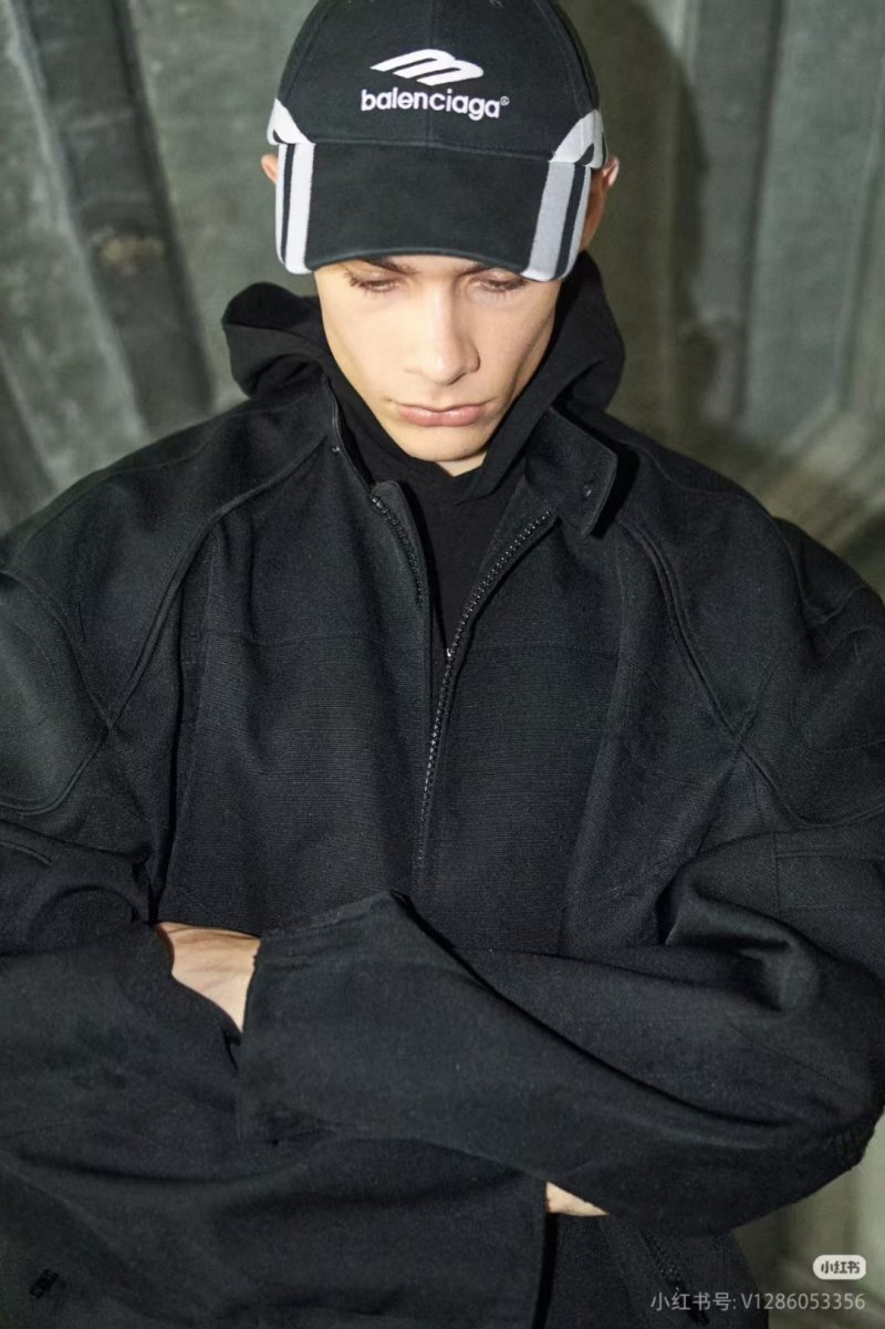 Balenciaga 3B Logo Embroidered Baseball Cap Black White view
